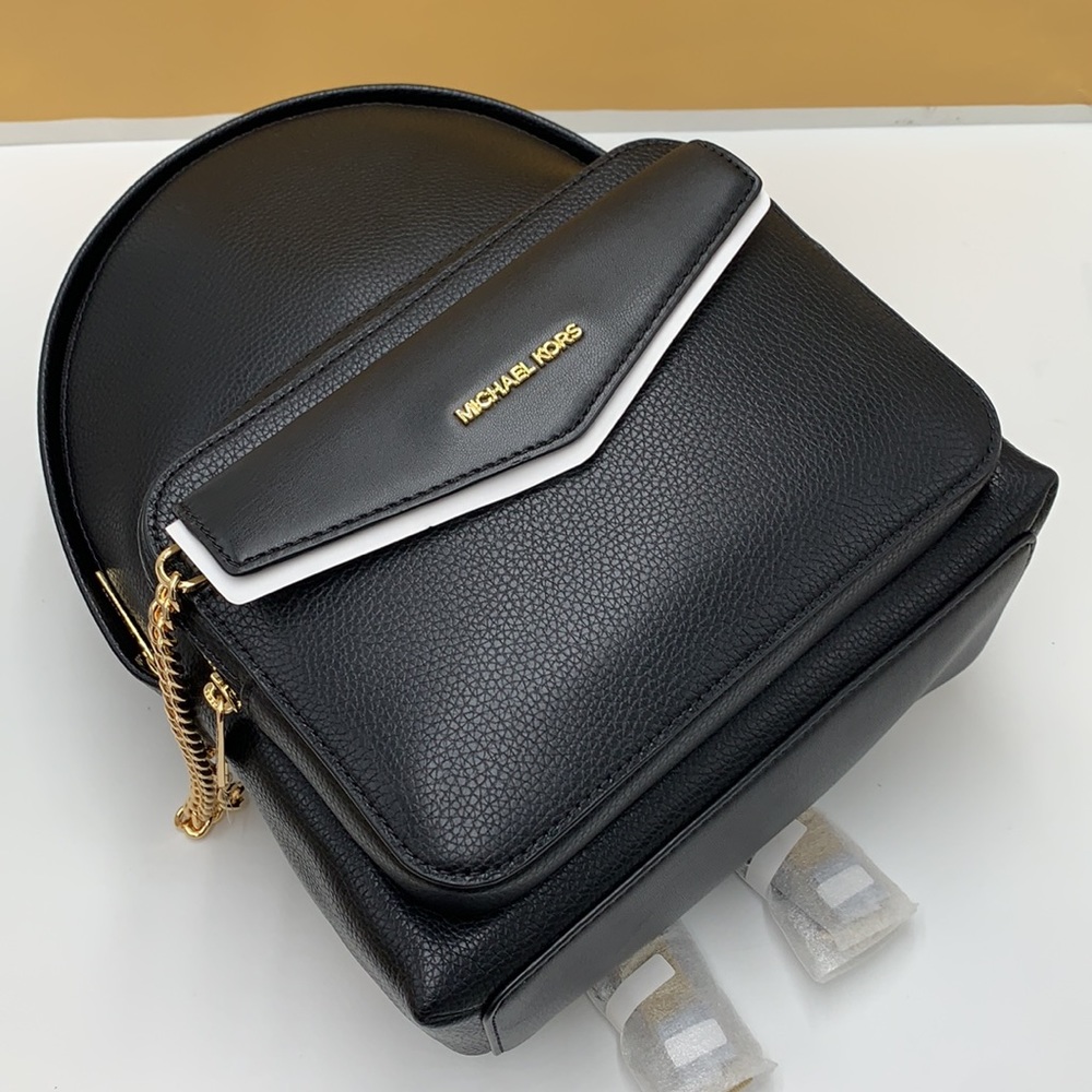 MICHAEL KORS BLACK COLOR 
Maisie Medium Pebbled Leather 2-in-1 Backpack - Picture 16 of 16